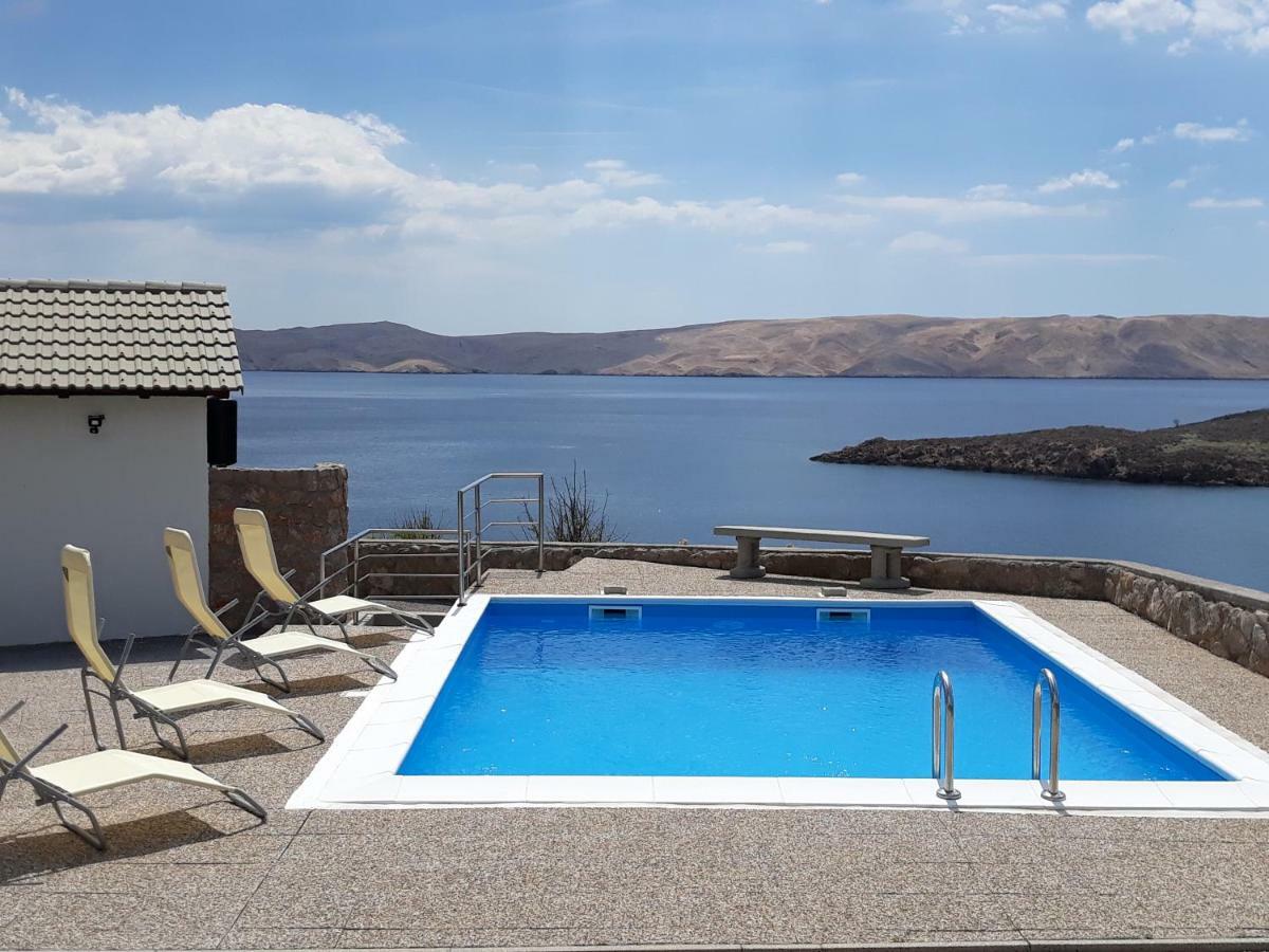 Apartment Mihaela - Ika